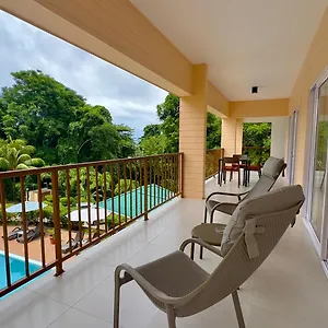 https://the-palm.maheislandhotels.com